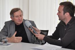 Alois Gl&uuml;ck im Gespr&auml;ch &uuml;ber das Netzwerk Hospiz