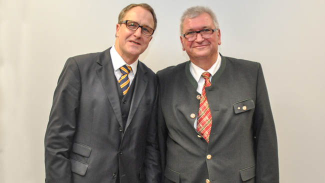 von links: Dr. Thomas E. Langwieler, Prof. Dr. Ekkehard Pratschke von links: Dr. Thomas E. Langwieler, Prof. Dr. Ekkehard Pratschke