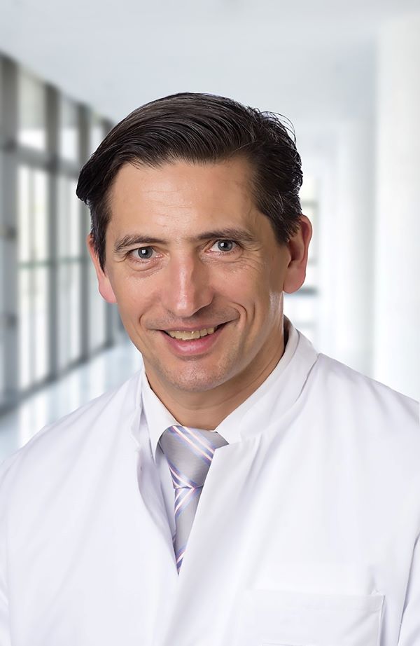Dr. Andreas Mangold, Leitender Arzt Diagnostische und interventionelle Neuroradiologie